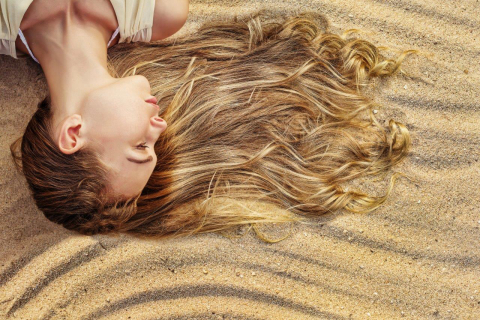 Fios rebeldes? Cuidado com seu cabelo no verão