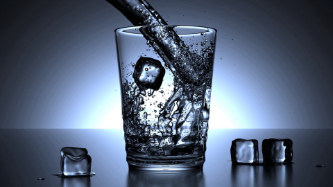 Pesquisa indica que beber água ajuda na perda de peso