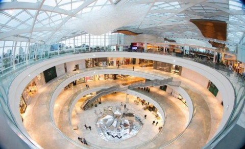 Pátio Batel Fashion Walk mostrará inverno 2016 em desfiles interativos