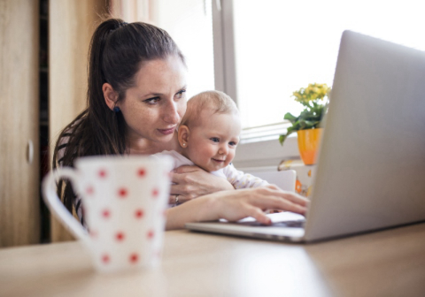 Programa em Curitiba para mamães que querem conciliar casa e trabalho