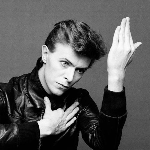Mecha de cabelo de David Bowie pode chegar a US$ 4 mil em leilão no sábado