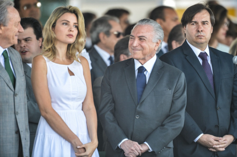 OPINIÃO: Não há nada de errado em falar da roupa da Marcela Temer