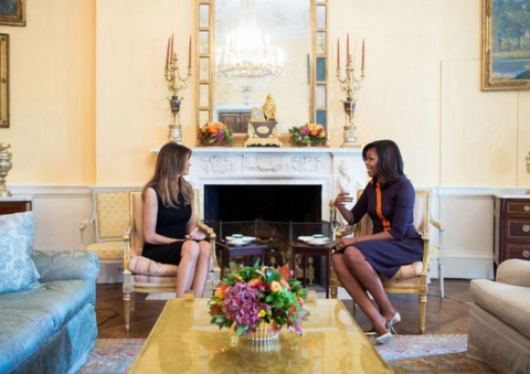 O significado da roupa de Michelle Obama em seu encontro com Melania Trump