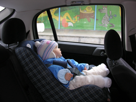App ajuda pais a não esquecerem filhos no carro