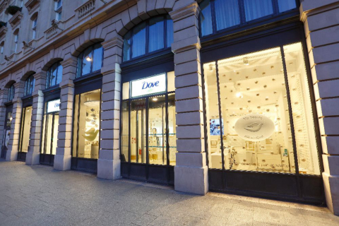 Dove abre primeira loja temporária da marca