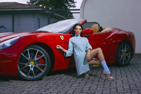 70 anos da Ferrari inspira editorial de moda em Curitiba