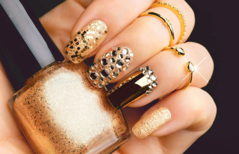 Mais de R$ 100 mil nas mãos em unhas decoradas? Conheça a nova tendência em manicure
