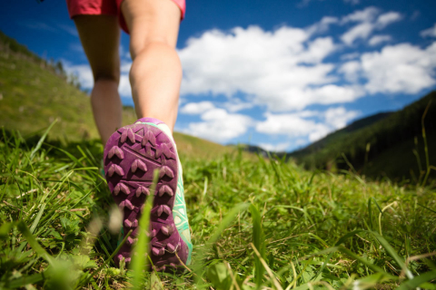 Caminhar de forma intensa diminui 20% o risco do câncer de mama