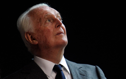 Estilista francês Hubert de Givenchy morre aos 91 anos, em Paris