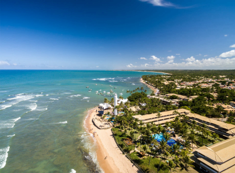 Do mar ao bar: o que fazer em um dia em uma das praias mais bonitas do Brasil
