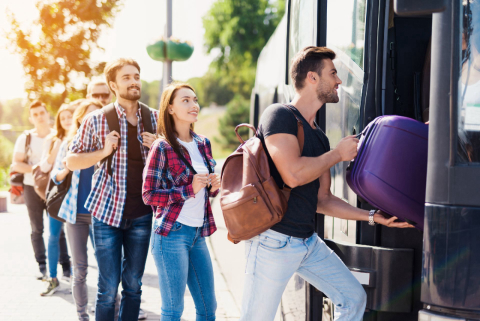 Como conseguir a Identidade Jovem e viajar de graça pelo país