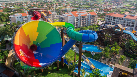 Após acidente, Beach Park usa calculadora e pergunta peso de turistas