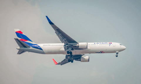 Latam troca de avião e deixa pelo menos 60 passageiros sem embarcar para Curitiba