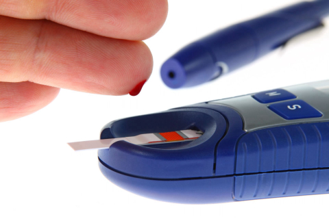 Anvisa retira do mercado 17 modelos de dispositivos usados por diabéticos
