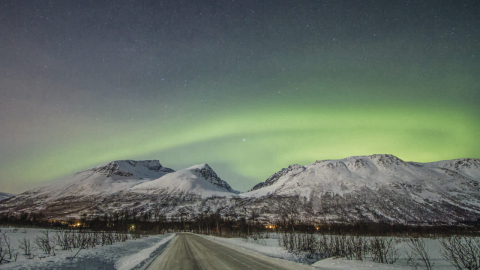 Caçador de auroras boreais lança fotolivro
