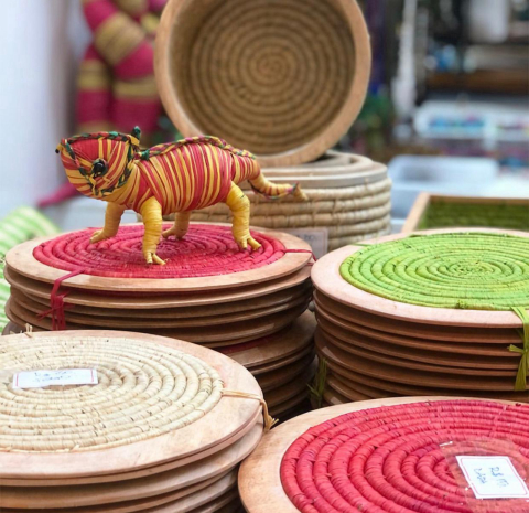 Feira traz para Curitiba peças de artesanato de oito países