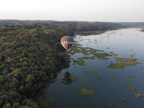 Saiba onde passear de balão perto de Curitiba
