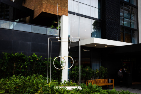 Arte em Curitiba: escultura cinética celebra o movimento e o cotidiano