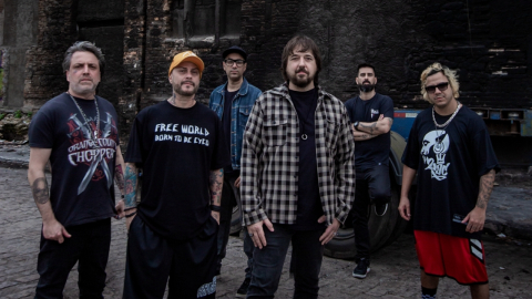 Com dupla fundadora, tour de 30 anos do Charlie Brown Jr. chega a Curitiba em outubro