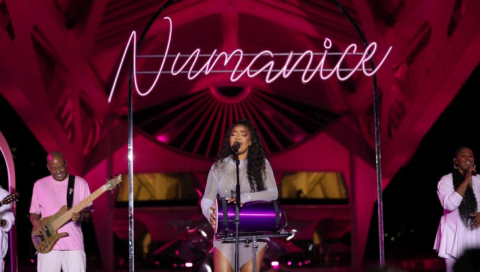 Ludmilla vem a Curitiba pagar promessa com show de pagode na Pedreira