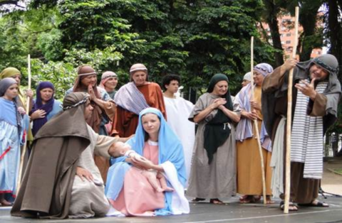 Região metropolitana de Curitiba recebe presépio em tamanho natural e Auto de Natal