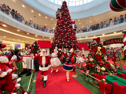 Natal em Curitiba: shoppings inauguram atrações, decorações e promoções