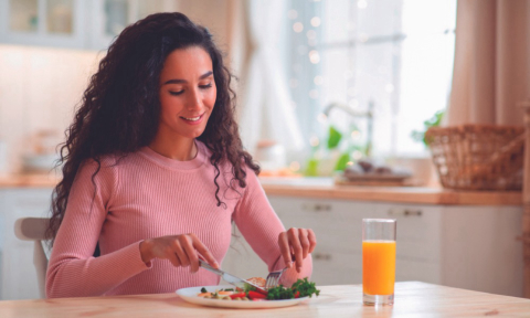A técnica de Mindful Eating transforma a relação com a comida