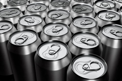 Mesmo com restrições, fabricação de latas de alumínio cresceu durante a pandemia