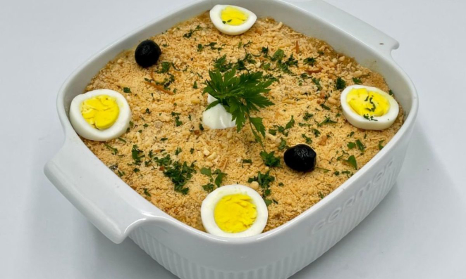 Em vez de embalagens de alumínio, o Bacalhau em Casa é entregue em uma travessa de porcelana de brinde para o cliente.