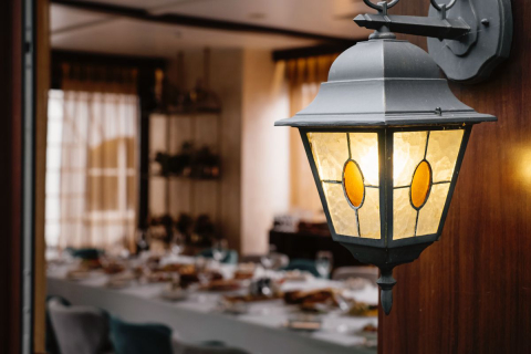 Plataforma ajuda restaurantes a economizarem até 15% na conta de luz