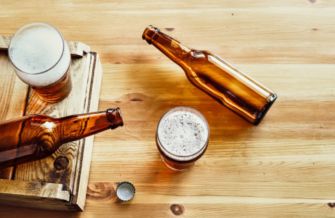 Como as cores das garrafas influenciam no sabor das cervejas?