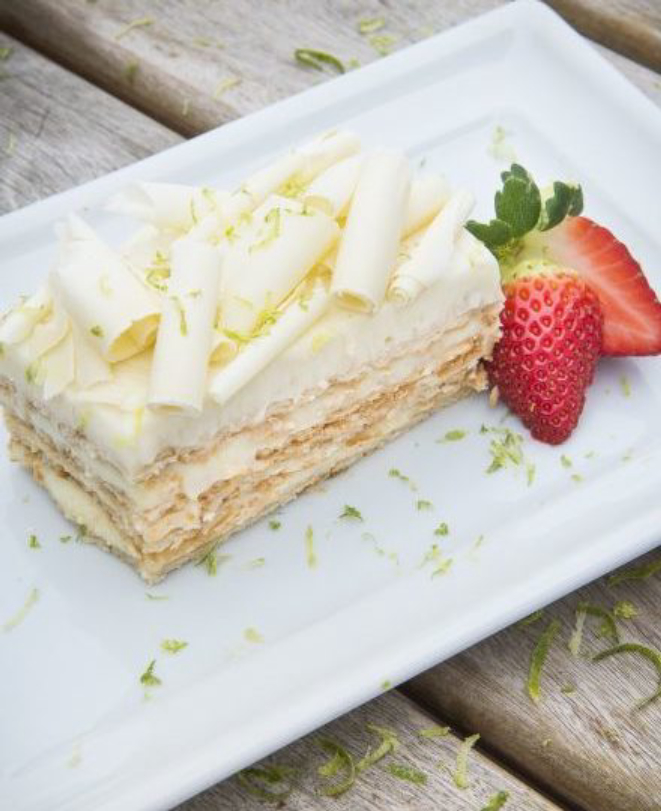 Mousse de chocolate branco com limão. Foto: Letícia Akemi