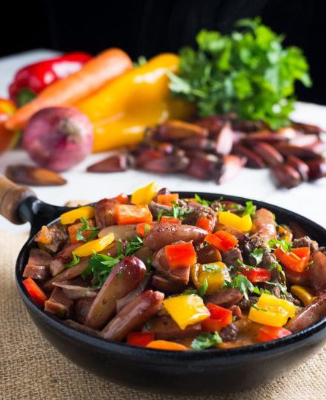 Entrevero de pinhão é a cara dos dias mais frescos.