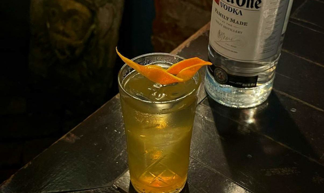 Criado por Ariel Todeschini, o Mate Spritz leva vodka Ketel One e ingredientes regionais brasileiros. (Foto: Divulgação/Ariel Todeschini)