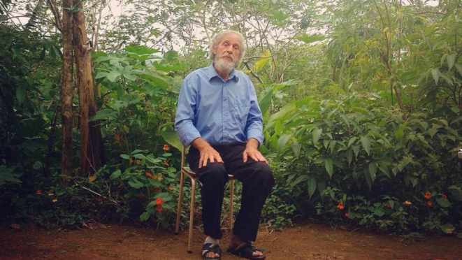O professor Joel Alves pretende entregar a fórmula do Banamel às comunidades de Morretes. (Foto: Divulgação/Projeto Banamel)