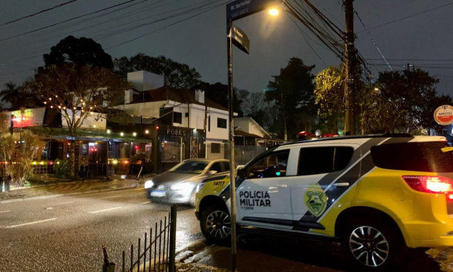 Patrulhamento está sendo reforçado nos finais de semana em áreas boêmias de Curitiba.