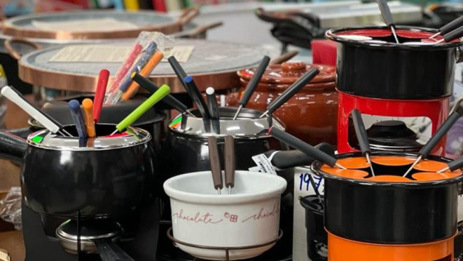 Os utensílios mais coloridos e modernos passaram a fazer parte das cozinhas, para ficarem "bonitos na foto".