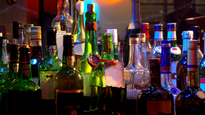 Empresa que começou com a venda de bebidas em festas de igreja é hoje distribuidora oficial de marcas consagradas.