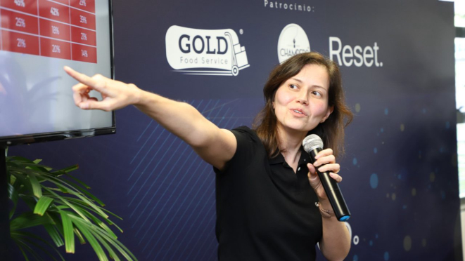 Nathalia Royo: Dados de tendência e comportamento do consumidor.