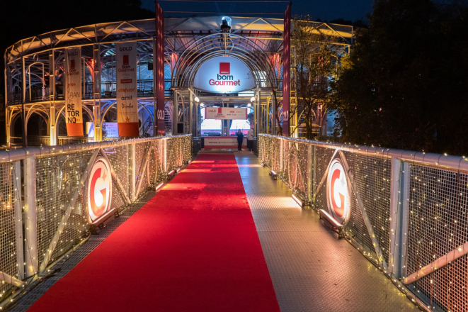 Festa do Prêmio Bom Gourmet 2023 lotou a Ópera de Arame e voltou a celebrar os melhores da gastronomia.