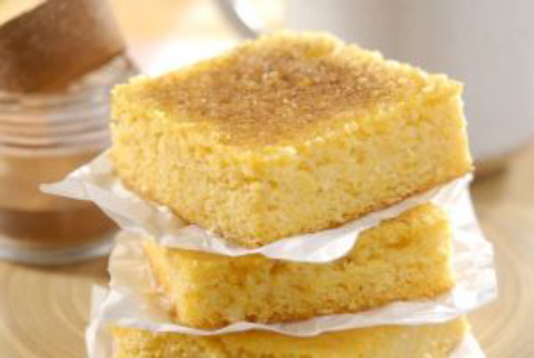 Bolo cremoso de milho verde