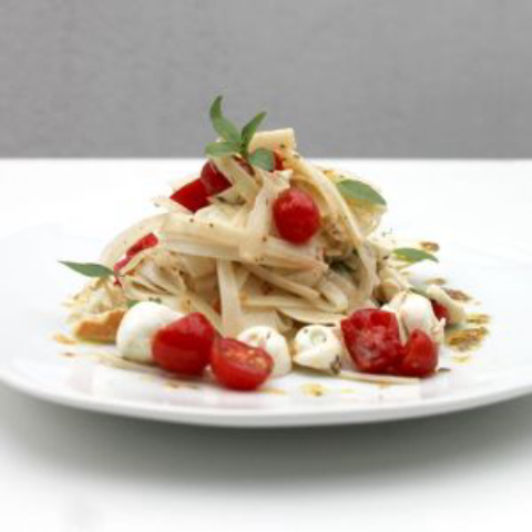 Salada tagliarini de palmito