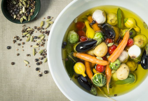 Confit de legumes e especiarias