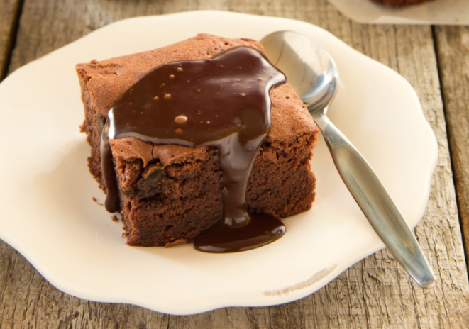 Bélgica: brownie com gotas de chocolate belga