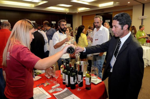 Curitiba na rota dos vinhos