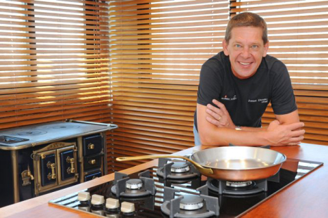 Conheça os amantes de vinho que selecionaram os rótulos