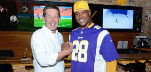 Veja como foi a inauguração do Madero Sports Bar