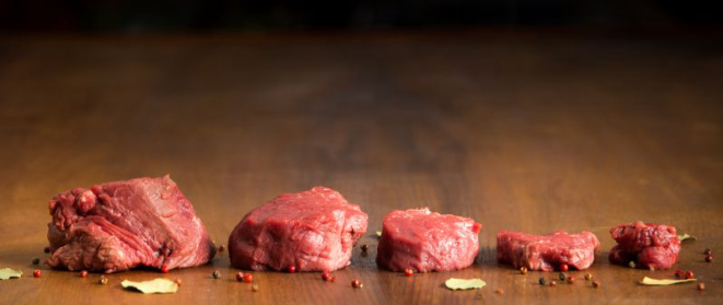 Da esquerda para a direita: Chateubriand, Tournedos, medalhão, escalope e estrogonofe. Foto: Brunno Covello/Gazeta do Povo