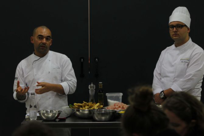 Ivan Lopes falou sobre foi cozinha brasileira contemporânea. Foto: Jonathan Campos / Gazeta do Povo.