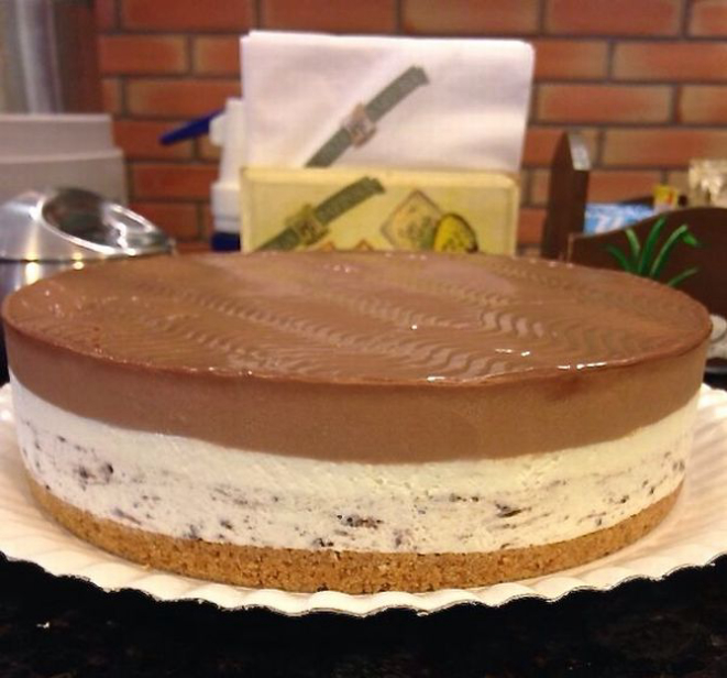 O doce é feito com queijo mascarpone, biscoito Oreo, ganache de Nutella, e custa R$ 69,90 o quilo. Foto: Divulgação.